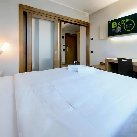 B&B Hotel Padova Fiera Exterior photo